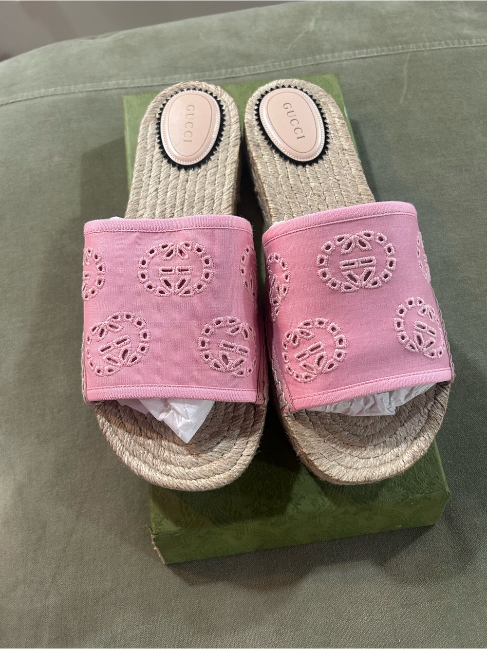 Gucci Pink Embroidered Espadrille Slide Sandals NWT